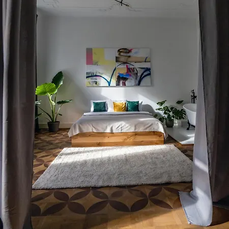 Oomph Koszyki Luxurious Apartment