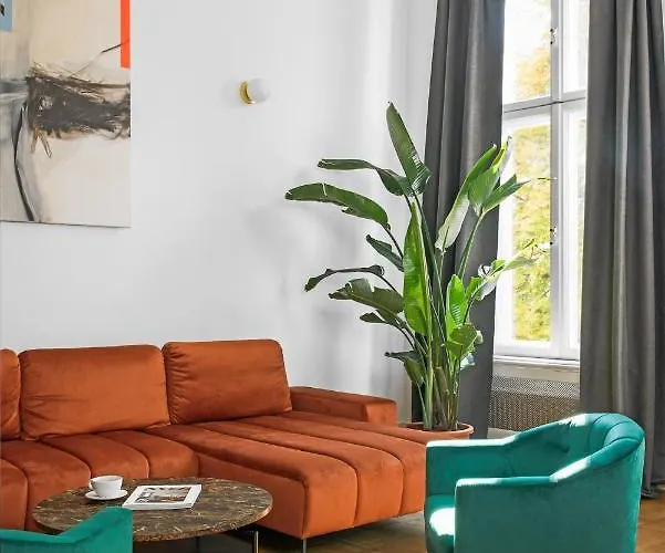 Oomph Koszyki Luxurious Lägenhet